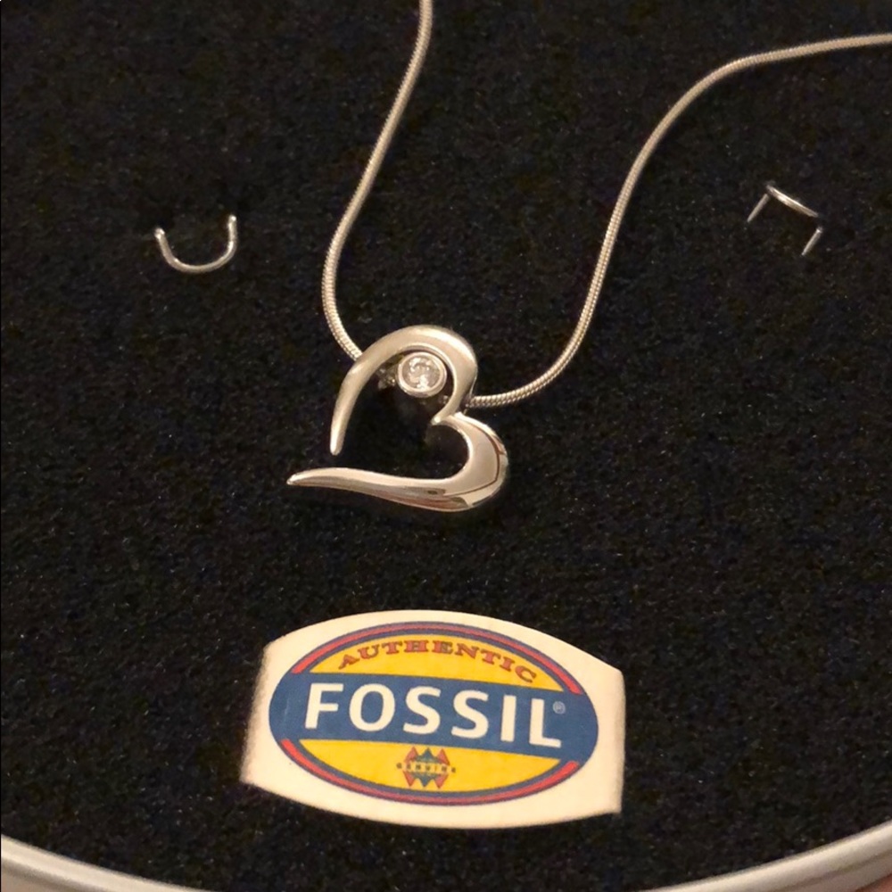 Fossil heart stud pendant and chain